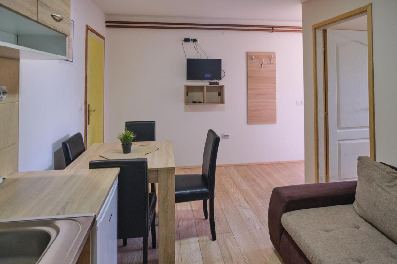Apartmani Tvins Soko Banja Exterior foto